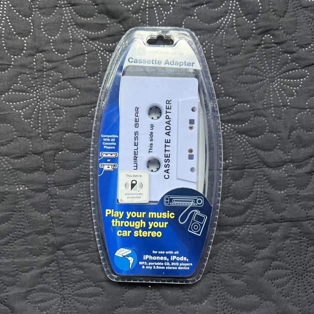 Wireless Gear White Cassette Adapter Tape AUX 3.5mm Jack / Car Radio iPhone NEW